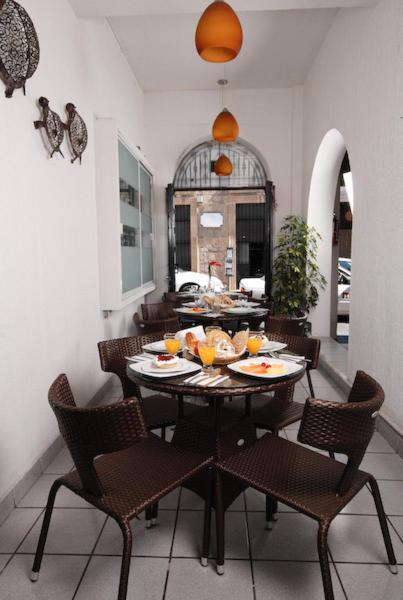Hotel & Suites Galeria Morelia Esterno foto