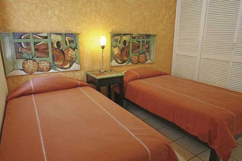 Hotel & Suites Galeria Morelia Esterno foto