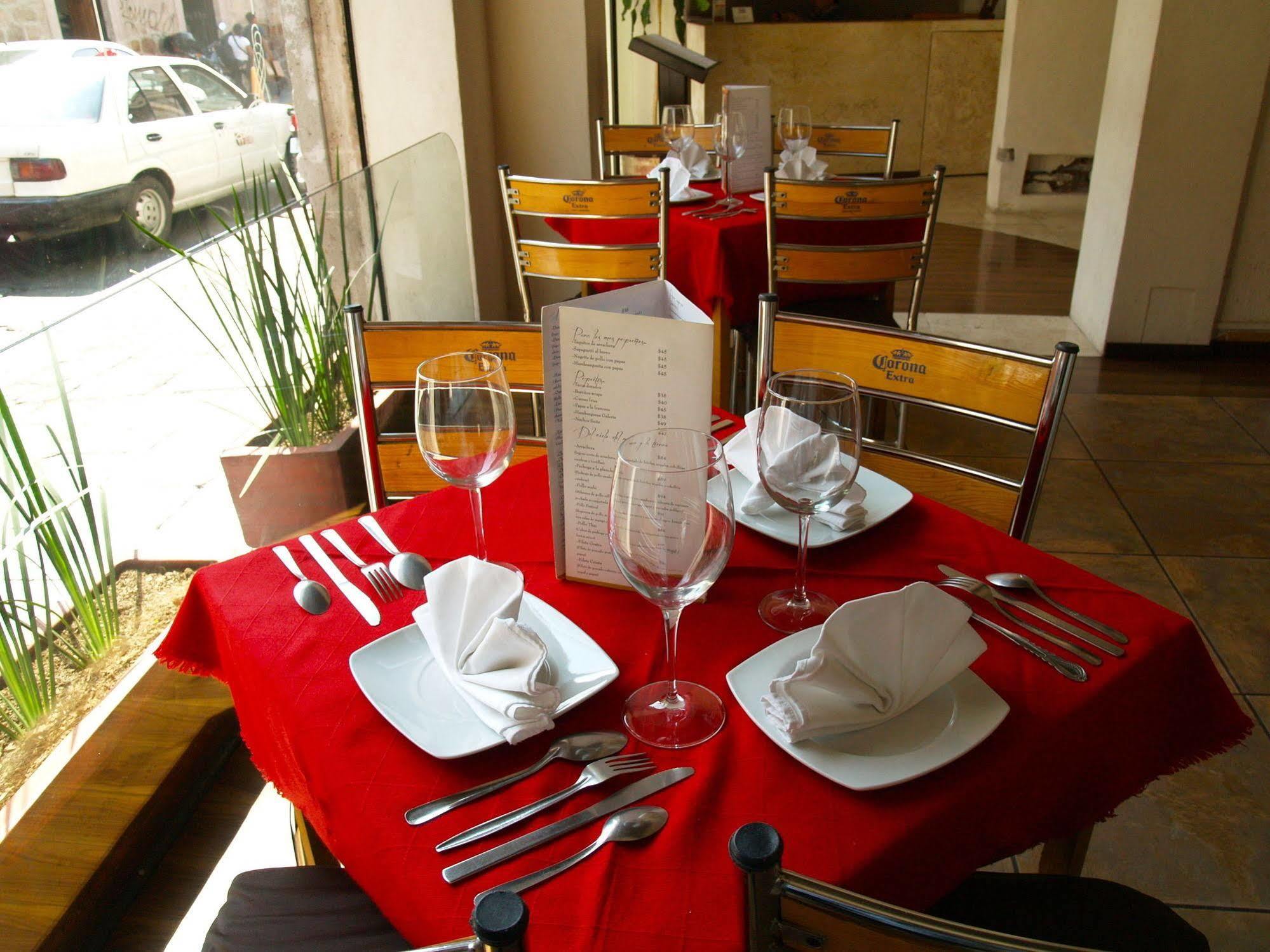 Hotel & Suites Galeria Morelia Esterno foto